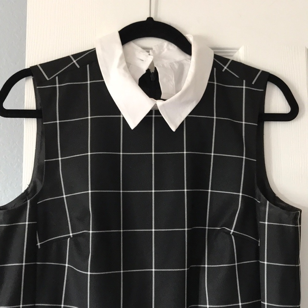 SUPER SALE! Black and white dress - Picture 2 of 6